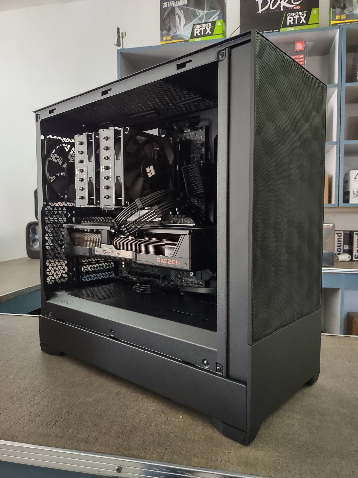 MysteryByte UltraForge – Intel Core Ultra 9 / RTX 5060 Ti Workstation