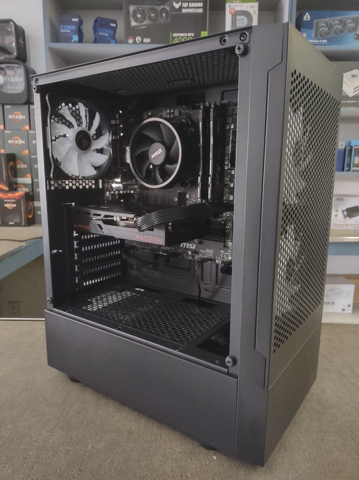 MysteryByte MAZE – Ryzen 5 / RTX 5060 Gaming PC